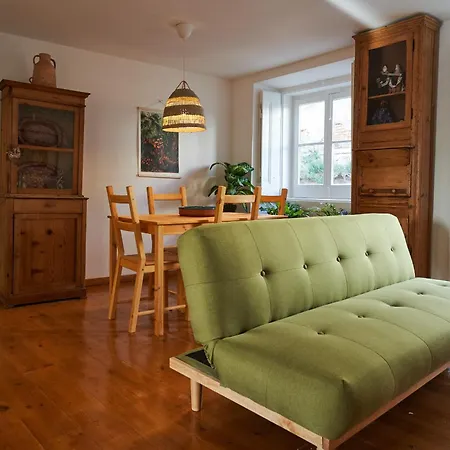 Casa Da Adelaide Lisboa